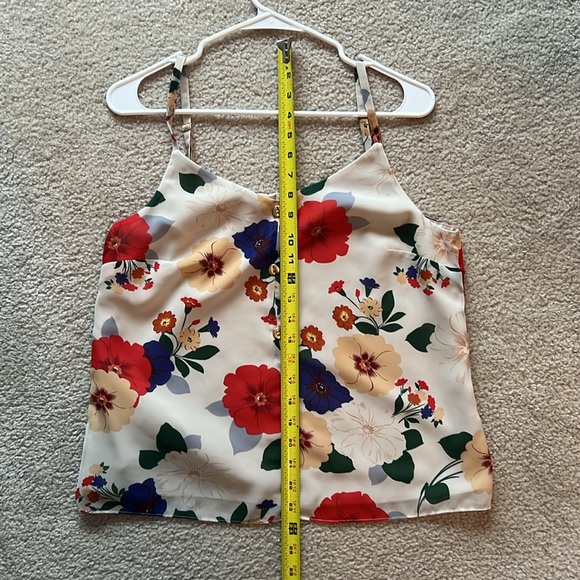 CAbi Victoria Tank - Picture 11 of 11